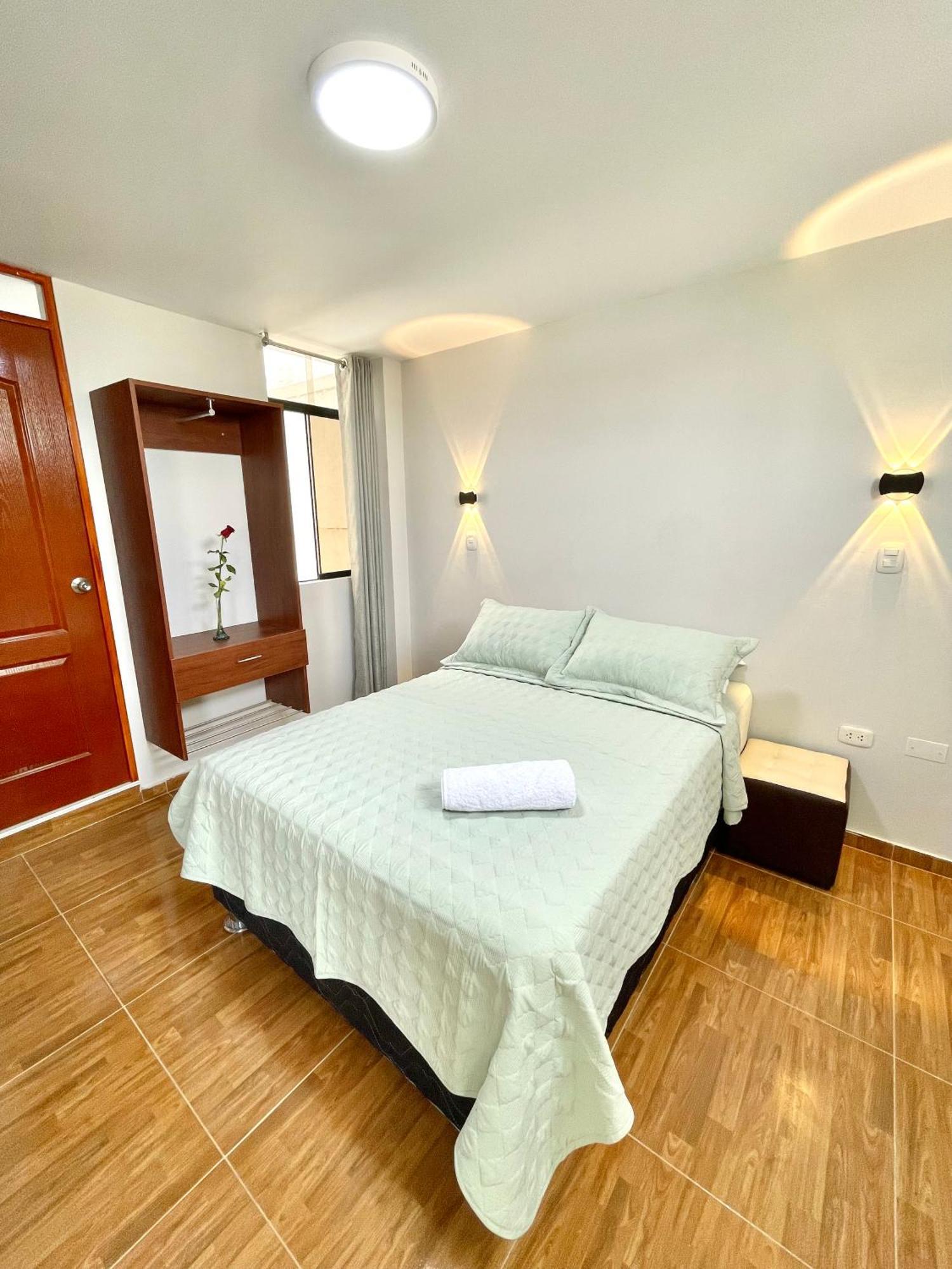 Jultom Inn Hotel & Suites トルヒーリョ エクステリア 写真